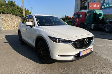 Позашляховик / Кросовер Mazda CX-5 2018 в 