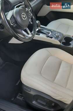 Внедорожник / Кроссовер Mazda CX-5 2018 в 