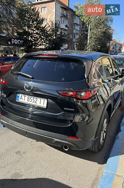 Позашляховик / Кросовер Mazda CX-5 2023 в 