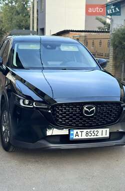 Позашляховик / Кросовер Mazda CX-5 2023 в 
