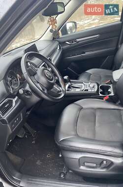 Позашляховик / Кросовер Mazda CX-5 2019 в 