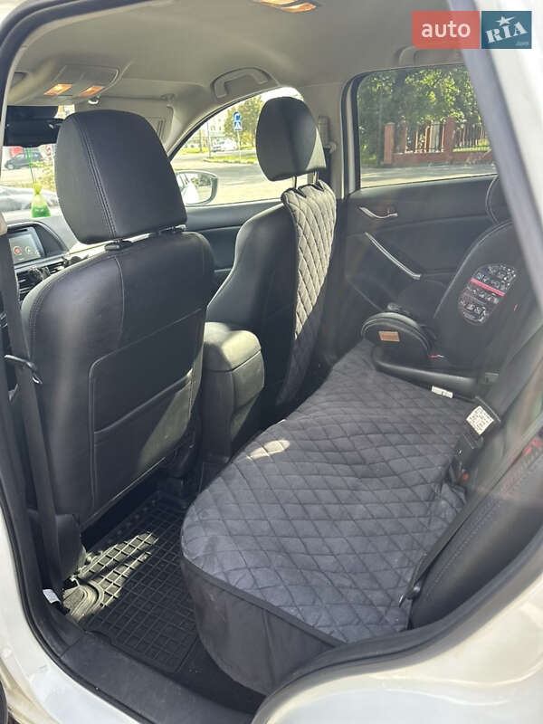 Позашляховик / Кросовер Mazda CX-5 2015 в Луцьку