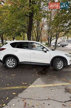 Позашляховик / Кросовер Mazda CX-5 2012 в 