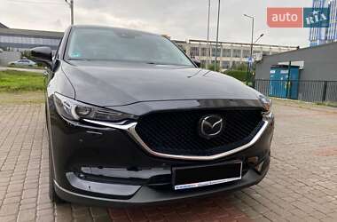 Позашляховик / Кросовер Mazda CX-5 2020 в 