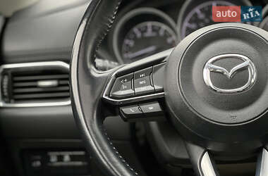 Позашляховик / Кросовер Mazda CX-5 2018 в 