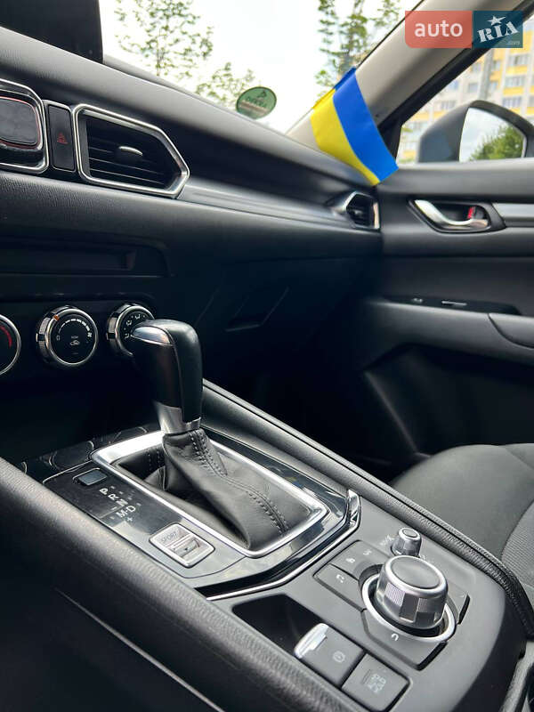 Внедорожник / Кроссовер Mazda CX-5 2017 в Киеве