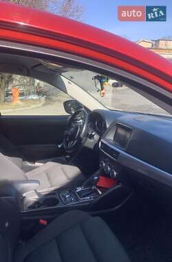 Позашляховик / Кросовер Mazda CX-5 2016 в 