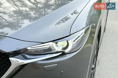 Позашляховик / Кросовер Mazda CX-5 2020 в 
