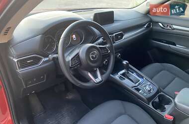 Позашляховик / Кросовер Mazda CX-5 2017 в 