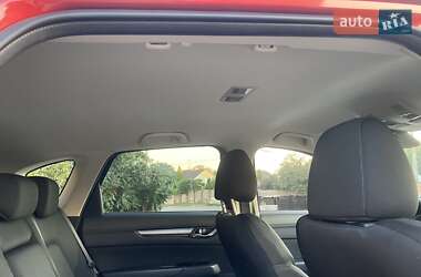 Позашляховик / Кросовер Mazda CX-5 2017 в 