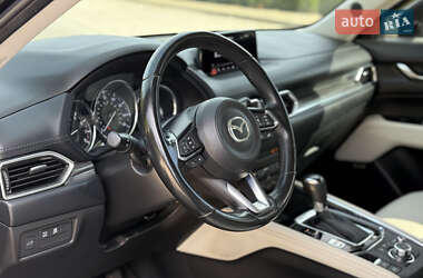 Позашляховик / Кросовер Mazda CX-5 2018 в 
