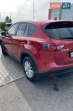 Позашляховик / Кросовер Mazda CX-5 2016 в 