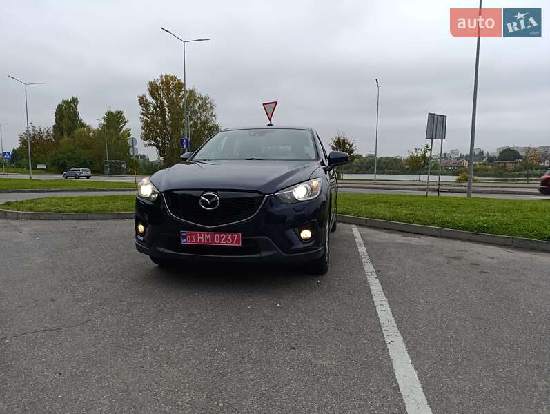 Позашляховик / Кросовер Mazda CX-5 2014 в 