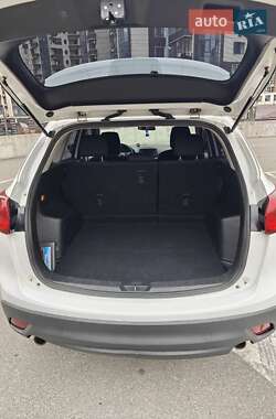 Позашляховик / Кросовер Mazda CX-5 2012 в 