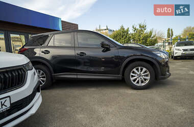 Позашляховик / Кросовер Mazda CX-5 2014 в 