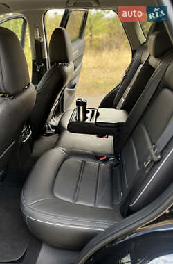 Внедорожник / Кроссовер Mazda CX-5 2025 в 