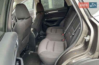 Позашляховик / Кросовер Mazda CX-5 2018 в 