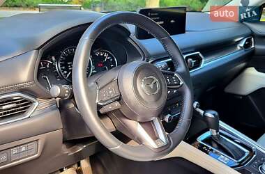 Позашляховик / Кросовер Mazda CX-5 2021 в 