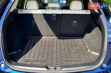 Позашляховик / Кросовер Mazda CX-5 2021 в 