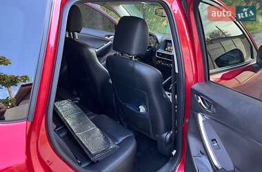 Позашляховик / Кросовер Mazda CX-5 2016 в 