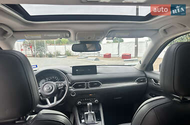 Позашляховик / Кросовер Mazda CX-5 2020 в 