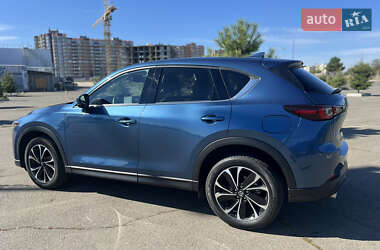 Позашляховик / Кросовер Mazda CX-5 2023 в 