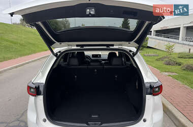 Внедорожник / Кроссовер Mazda CX-5 2023 в 