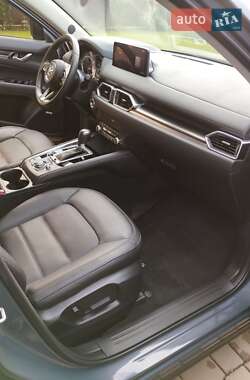 Позашляховик / Кросовер Mazda CX-5 2023 в 