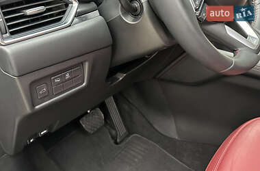 Внедорожник / Кроссовер Mazda CX-5 2023 в 