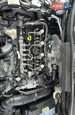 Внедорожник / Кроссовер Mazda CX-5 2012 в 