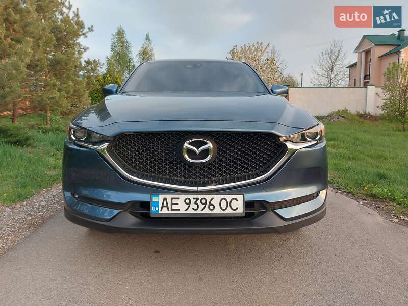 Внедорожник / Кроссовер Mazda CX-5 2017 в 