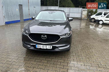 Позашляховик / Кросовер Mazda CX-5 2019 в 