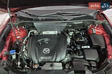 Внедорожник / Кроссовер Mazda CX-5 2018 в 