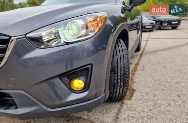 Позашляховик / Кросовер Mazda CX-5 2016 в 