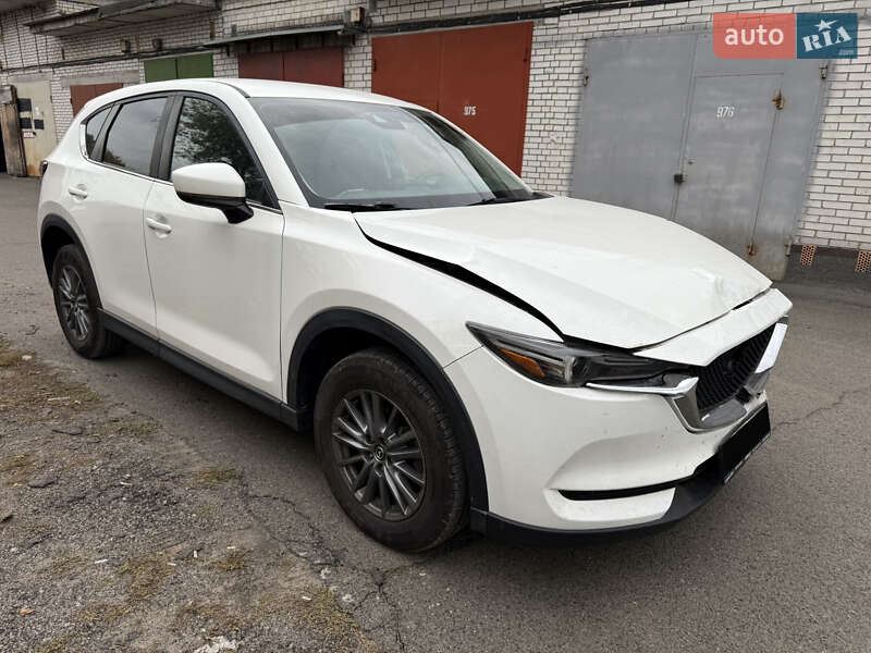 Позашляховик / Кросовер Mazda CX-5 2017 в Києві