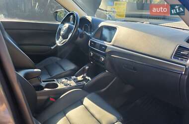 Позашляховик / Кросовер Mazda CX-5 2015 в 