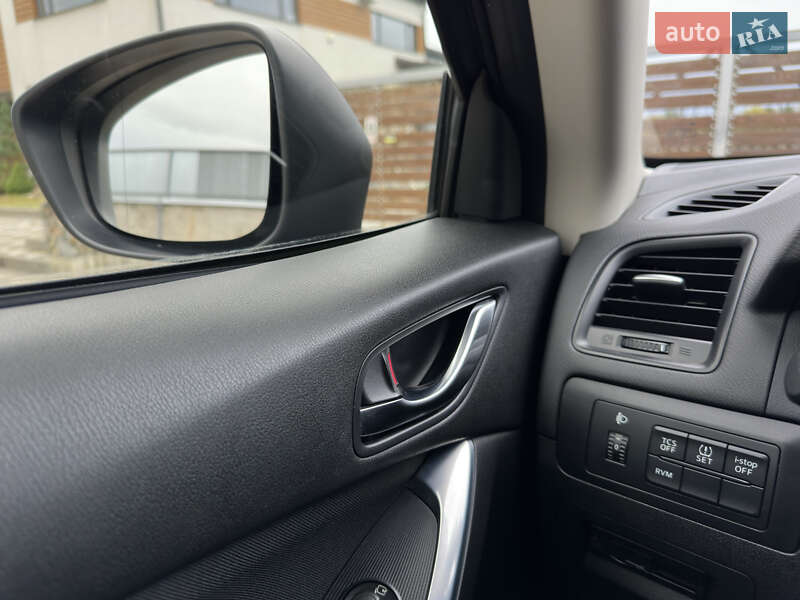 Внедорожник / Кроссовер Mazda CX-5 2015 в Стрые