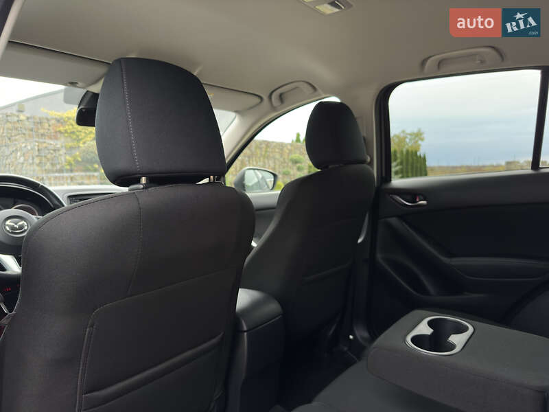 Внедорожник / Кроссовер Mazda CX-5 2015 в Стрые