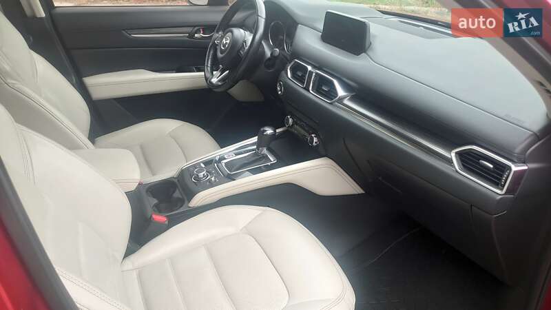 Позашляховик / Кросовер Mazda CX-5 2017 в Дніпрі