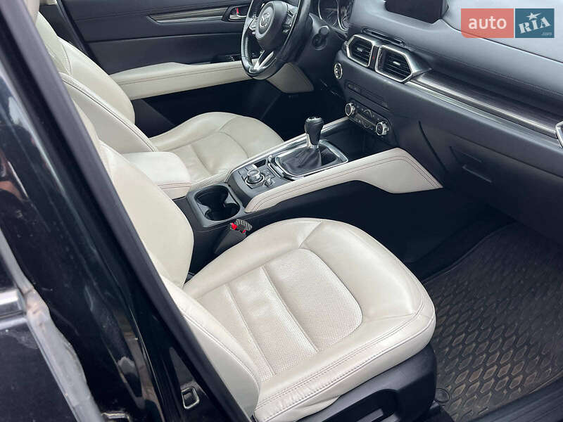 Внедорожник / Кроссовер Mazda CX-5 2017 в Киеве фото 29 Внедорожник / Кроссовер Mazda CX-5 2017 в Киеве