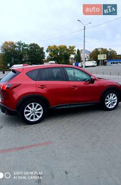Позашляховик / Кросовер Mazda CX-5 2013 в 