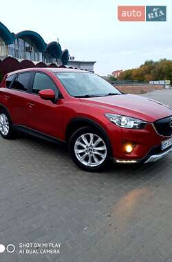 Позашляховик / Кросовер Mazda CX-5 2013 в 