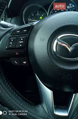 Позашляховик / Кросовер Mazda CX-5 2013 в 