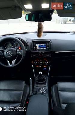 Позашляховик / Кросовер Mazda CX-5 2013 в 