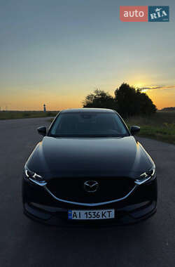 Внедорожник / Кроссовер Mazda CX-5 2017 в 