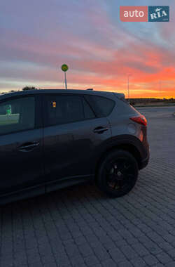 Позашляховик / Кросовер Mazda CX-5 2013 в 