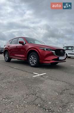 Позашляховик / Кросовер Mazda CX-5 2024 в 