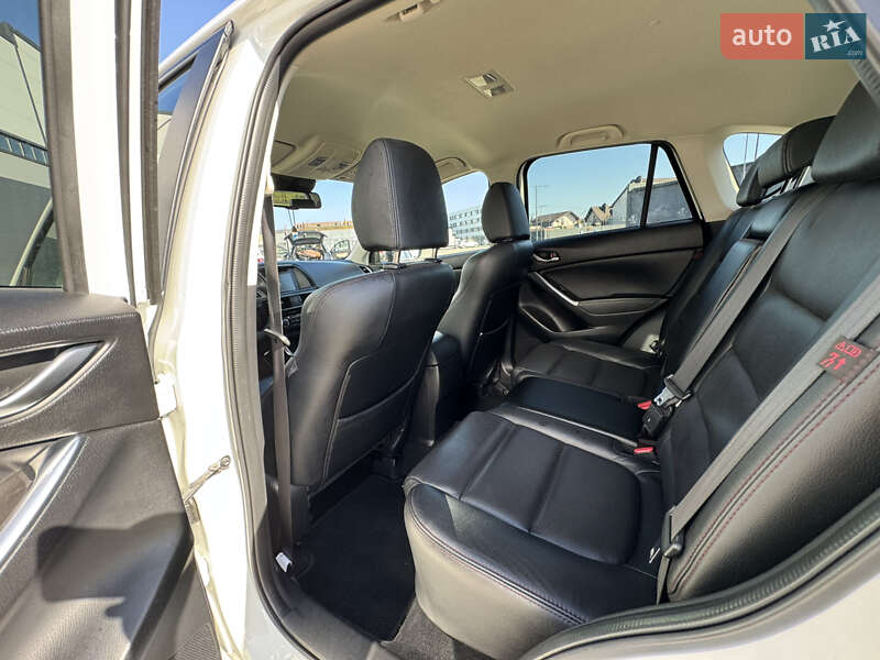 Внедорожник / Кроссовер Mazda CX-5 2015 в Ивано-Франковске
