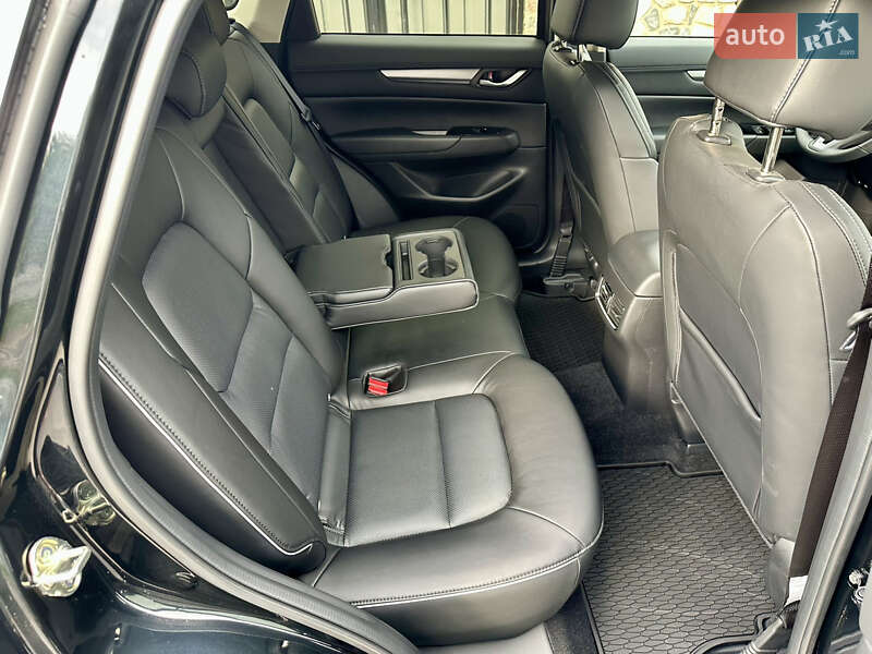 Внедорожник / Кроссовер Mazda CX-5 2025 в Киеве