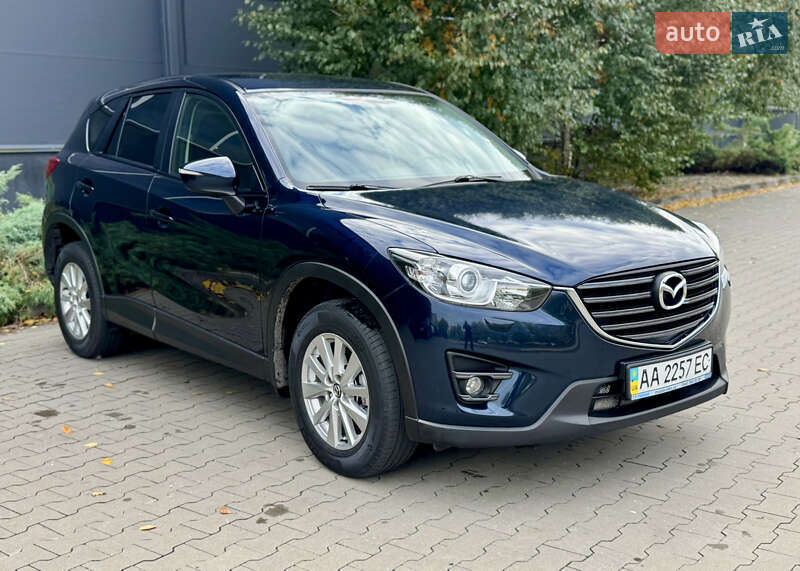 Позашляховик / Кросовер Mazda CX-5 2016 в 